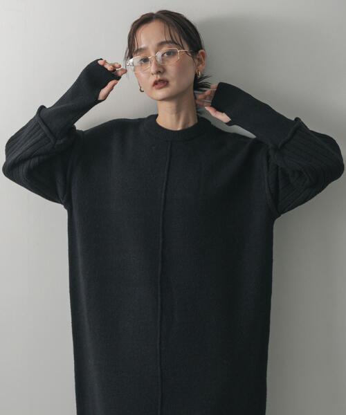 SENSE OF PLACE by URBAN RESEARCH(センスオブプレイスバイアーバンリサーチ)の「センターシームサムホールニットワンピース(ワンピース・レディース・グレー/ブラック/モカ・ONE)」の4枚目の写真