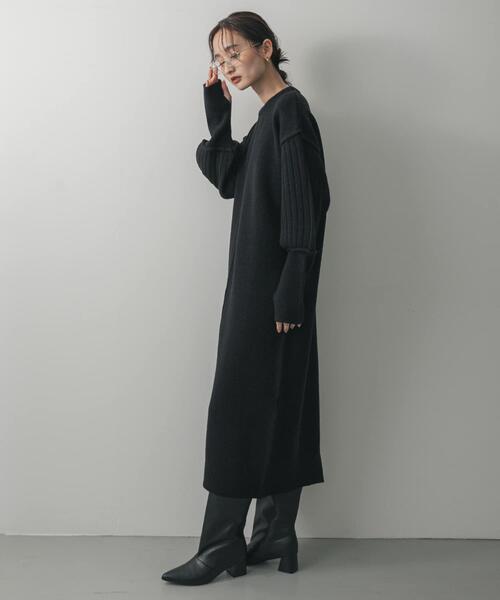 SENSE OF PLACE by URBAN RESEARCH(センスオブプレイスバイアーバンリサーチ)の「センターシームサムホールニットワンピース(ワンピース・レディース・グレー/ブラック/モカ・ONE)」の8枚目の写真