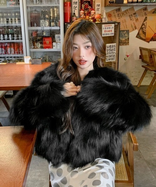 セール】【秋冬新作】ショート丈ふわふわフェイクファージャケット