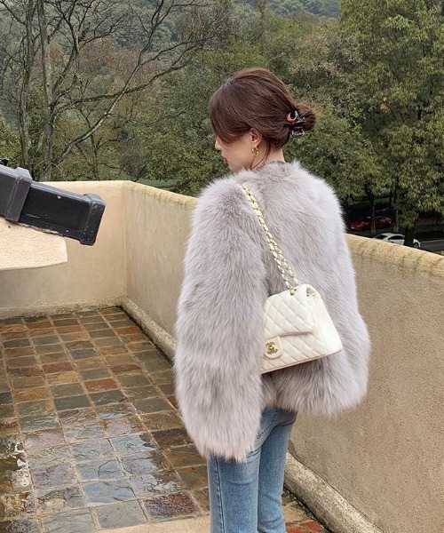 セール】【秋冬新作】ショート丈ふわふわフェイクファージャケット