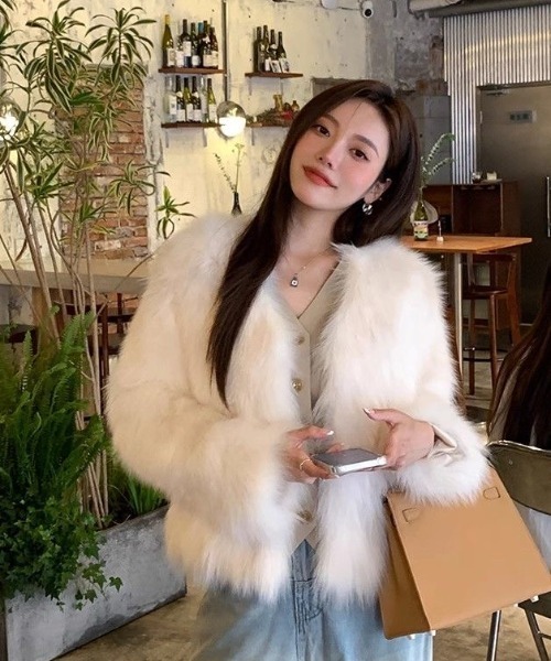 セール】【秋冬新作】ショート丈ふわふわフェイクファージャケット