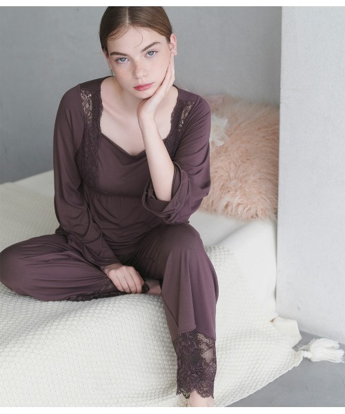 PEACH JOHN（ピーチジョン）の「ナイトブラ内蔵ＨＡＲＡマキパジャマ（長袖）（ルームウェア/パジャマ・レディース・ブラウン/ピンクベージュ・BC65/BC70/BC75/DE65/DE70/DE75）」の5枚目の写真