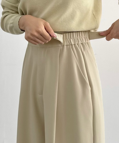 CENEA(セネア)の「サイドベルトワイドストレートパンツ(スラックス・レディース・ダークグレー/ブラック/アイボリー・SMALL/MEDIUM/LARGE)」の4枚目の写真