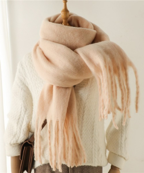 REBALANCE（リバランス）の「ボリュームフリンジマフラー（マフラー・レディース・K/F/E/D/C/Q/O/J/H/A/R/P/I/G/B/N/M/L・FREE）」の2枚目の写真