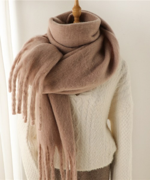 REBALANCE（リバランス）の「ボリュームフリンジマフラー（マフラー・レディース・K/F/E/D/C/Q/O/J/H/A/R/P/I/G/B/N/M/L・FREE）」の5枚目の写真