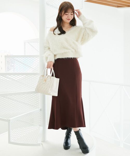MAJESTIC LEGON(マジェスティックレゴン)の「ふわふわカシュクールニット(ニット/セーター・レディース・ブラック/アイボリー/ピンク/ライトグレー・MEDIUM)」の5枚目の写真