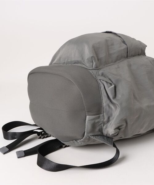 Scrap Book（スクラップブック）の「【Scrap Book】2WAYナイロンリュック（バックパック/リュック・レディース・ブラック/グレー/グレー系その他・FREE）」の12枚目の写真