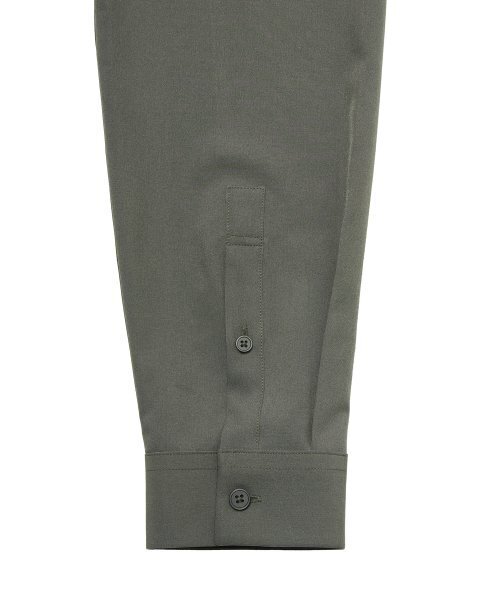 MUSINSA STANDARD（ムシンサスタンダード）の「リラックスフィットシルキーシャツ[カーキ]（シャツ/ブラウス・メンズ・その他・SMALL/MEDIUM/LARGE/X-LARGE/XX-LARGE）」の8枚目の写真