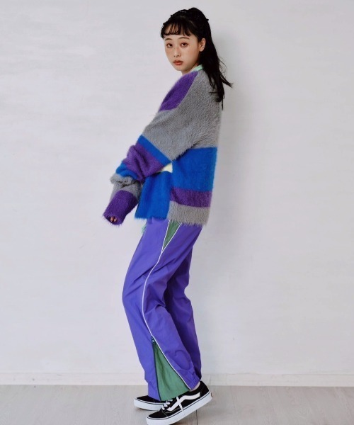 Paradise Picnic（パラダイスピクニック）の「HCAE マルチカラーシャギーニットカーディガン（カーディガン/ボレロ・レディース・グレー/レッド・FREE）」の5枚目の写真