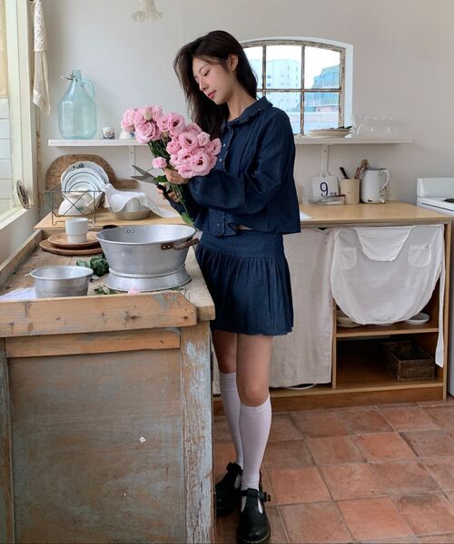 LETTER FROM MOON(レターフロムムーン)の「ポイレースデニムスカート(濃紺)(スカート・レディース・その他・SMALL/MEDIUM)」の2枚目の写真