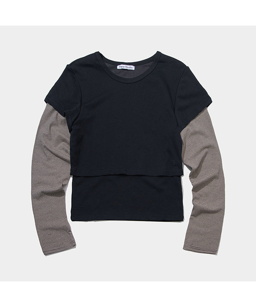 PLACE STUDIO(プレイススタジオ)の「リングカラー配色メッシュレイヤードグラフィックセミクロップTシャツ _ 2COLOR(Tシャツ/カットソー・レディース・チャコール/ブラック・FREE)」の2枚目の写真