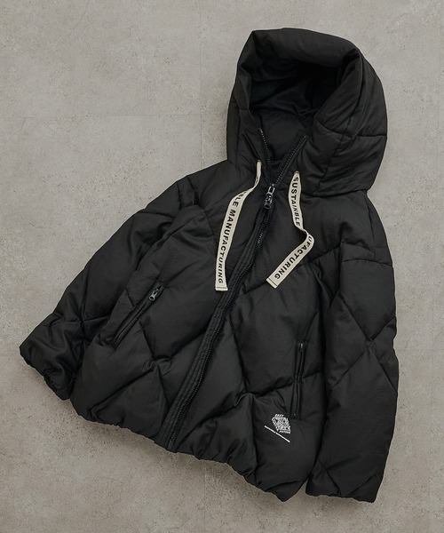 リサイクルダウンジップアップフードジャケット（ダウンジャケット