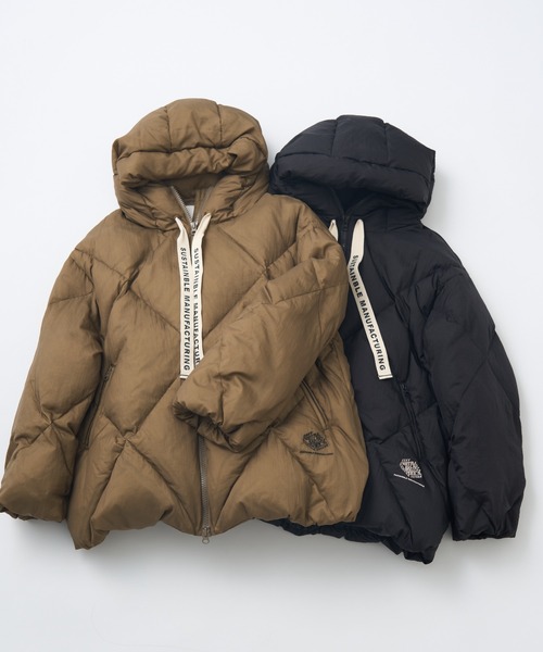 リサイクルダウンジップアップフードジャケット（ダウンジャケット
