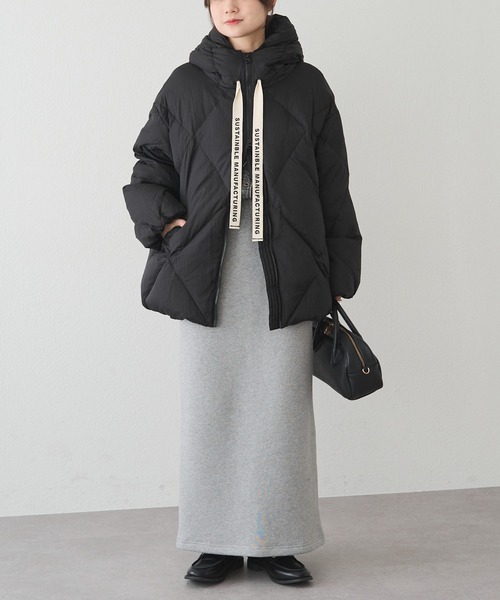 リサイクルダウンジップアップフードジャケット（ダウンジャケット