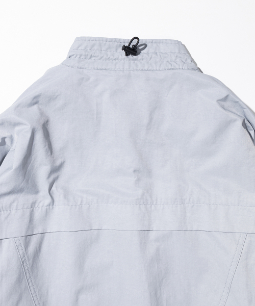 MASSNOUN（マスノウン）の「M-ディバイドストリングジャケット MSFJK001-GB（ナイロンジャケット・レディース・その他・LARGE/MEDIUM）」の7枚目の写真