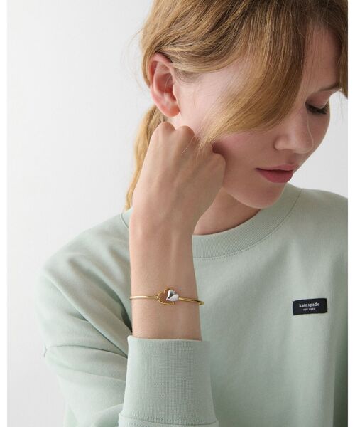 kate spade new york（ケイトスペード ニューヨーク）の「アムール バングル（バングル/リストバンド・レディース・イエロー・ONESIZE）」の2枚目の写真