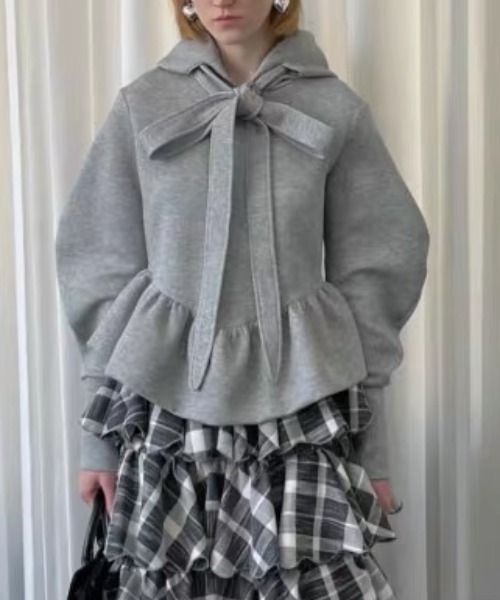ampm(エーエムピーエム)の「リボンフーディスウェットトップス(スウェット・レディース・グレー・L/M)」の6枚目の写真