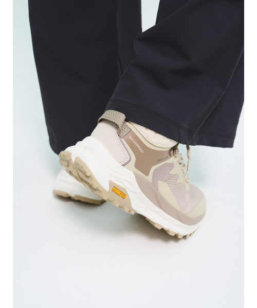 HUMTTO(ハムト)の「女性ミッド登山靴シエナMTX(その他シューズ・レディース・ブラック/ベージュ/ダークグレー・23cm/23.5cm/24cm/24.5cm/25cm)」の8枚目の写真