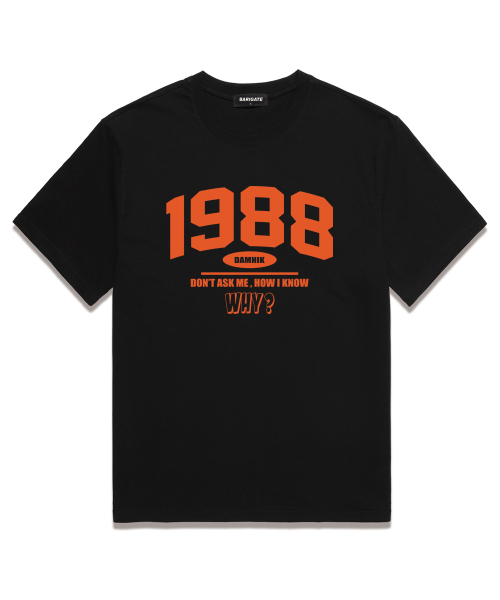 BARIGATE(バリゲート)の「1988 WHY オーバーサイズ 半袖Tシャツ (BS024) ブラック/オレンジ(Tシャツ/カットソー・レディース・その他・SMALL/MEDIUM/LARGE/X-LARGE/XX-LARGE)」の1枚目の写真