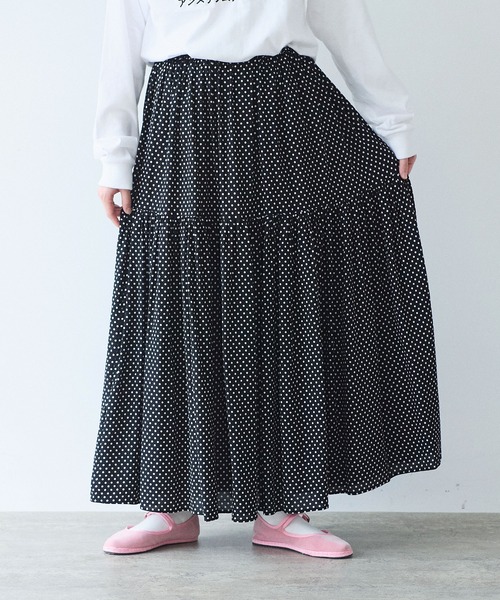 yuni（ユニ　）の「Rayon/Cupra/cotton print tiered スカート（スカート・レディース・ブラック系その他/ブラック系その他3/ブラック系その他2・FREE）」の15枚目の写真