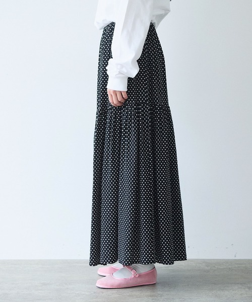 yuni（ユニ　）の「Rayon/Cupra/cotton print tiered スカート（スカート・レディース・ブラック系その他/ブラック系その他3/ブラック系その他2・FREE）」の19枚目の写真