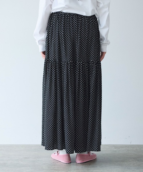 yuni（ユニ　）の「Rayon/Cupra/cotton print tiered スカート（スカート・レディース・ブラック系その他/ブラック系その他3/ブラック系その他2・FREE）」の20枚目の写真