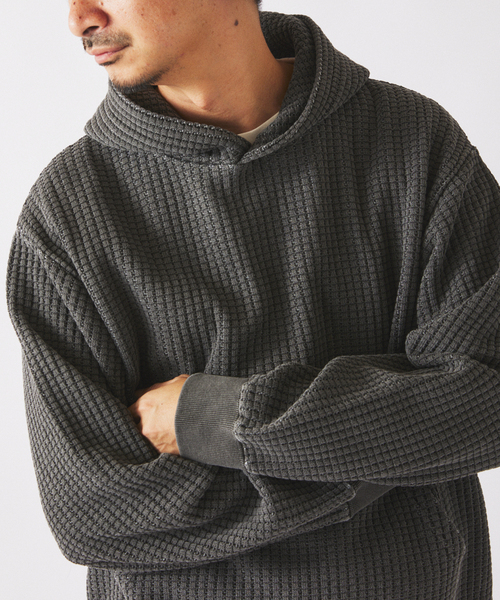 JOURNAL STANDARD relume（ジャーナルスタンダード　レリューム）の「ガーメントダイ ビッグワッフル パーカー（パーカー・メンズ・アイボリー/ライトグリーン/ブラックミックス・LARGE/MEDIUM）」の15枚目の写真