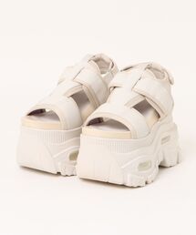 「YOSUKE/ヨースケ」厚底ベルティッドサンダル