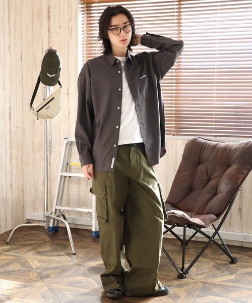 GERRY(ジェリー)の「【GERRY/ジェリー】ワンポイント刺繍ロゴ リネンライク 長袖 レギュラーシャツ(シャツ/ブラウス・メンズ・ブラウン/アイボリー/チャコールグレー・LL/L/M)」の18枚目の写真
