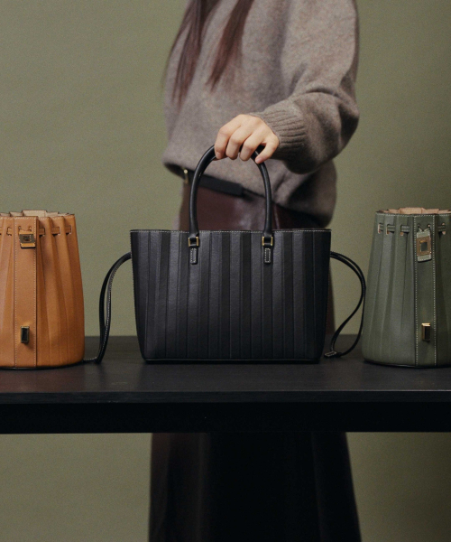 PLEATICA（プリティカ）の「Flaum Tote Bag OliveGreen（トートバッグ・レディース・その他・FREE）」の14枚目の写真