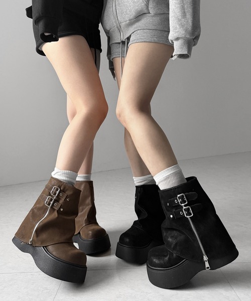 me+em select(ミームセレクト)の「【 2color 】ベルテッドヴィンテージ厚底カバーショートブーツ /belted vintage platform cover short boots(ブーツ・レディース・ブラック/ブラウン・38/39/37)」の8枚目の写真