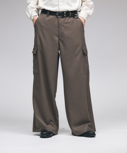 Adoon plain(アドーンプレーン)の「Wide-Leg Cargo Slacks / ワイドカーゴスラックス(スラックス・メンズ・ブラック/ブラウン・SMALL/MEDIUM/LARGE)」の10枚目の写真