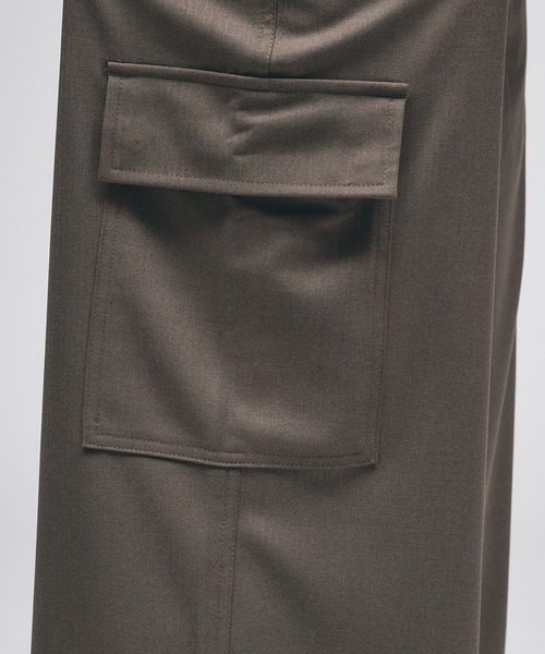 Adoon plain(アドーンプレーン)の「Wide-Leg Cargo Slacks / ワイドカーゴスラックス(スラックス・メンズ・ブラック/ブラウン・SMALL/MEDIUM/LARGE)」の12枚目の写真