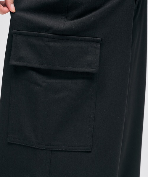 Adoon plain(アドーンプレーン)の「Wide-Leg Cargo Slacks / ワイドカーゴスラックス(スラックス・メンズ・ブラック/ブラウン・SMALL/MEDIUM/LARGE)」の21枚目の写真
