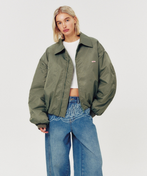 MOODBETTER（ムード ベター）の「OVERSIZED BOMBER JACKET KHAKI（ブルゾン・レディース・その他・FREE）」の3枚目の写真
