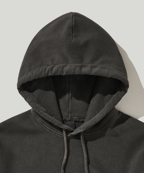 EASTGATE(イーストゲート)の「ピグメントコンパクトフードパーカー チャコール(パーカー・レディース・その他・SMALL/MEDIUM/LARGE/X-LARGE)」の2枚目の写真