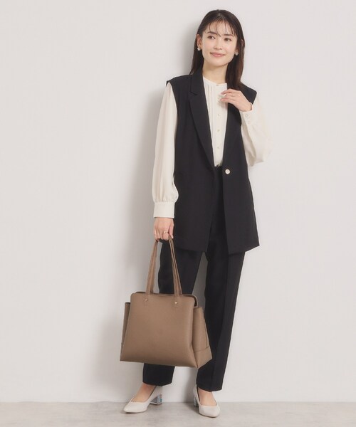 ITS'DEMO（イッツデモ）の「＜楽もち＞軽量PU三層A4トート（トートバッグ・レディース・ライトグレー/ブラウン系/ブラック・00）」の18枚目の写真