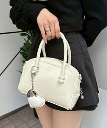 continuer de NICE CLAUP（コンティニューデナイスクラップ）の「レースリボン×チャームショルダー（ショルダーバッグ）」