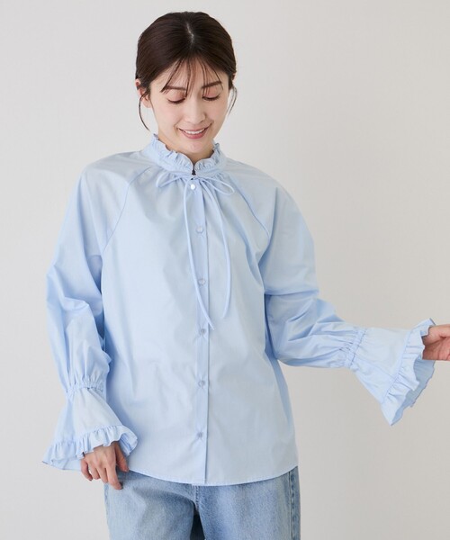 Jayro(ジャイロ)の「ネックフリルキャンディ袖ブラウス(シャツ/ブラウス・レディース・ブラック/サックスブルー/ホワイト系その他/ブルー・M)」の1枚目の写真
