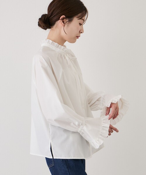 Jayro（ジャイロ）の「ネックフリルキャンディ袖ブラウス（シャツ/ブラウス・レディース・ブラック/サックスブルー/ホワイト系その他・M）」の11枚目の写真