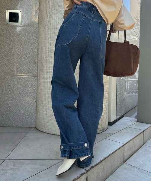 WILLFULLY(ウィルフリー)の「hem adjust center seam broach denim PT(デニムパンツ・レディース・ブルー/ライトブルー・M/S)」の14枚目の写真
