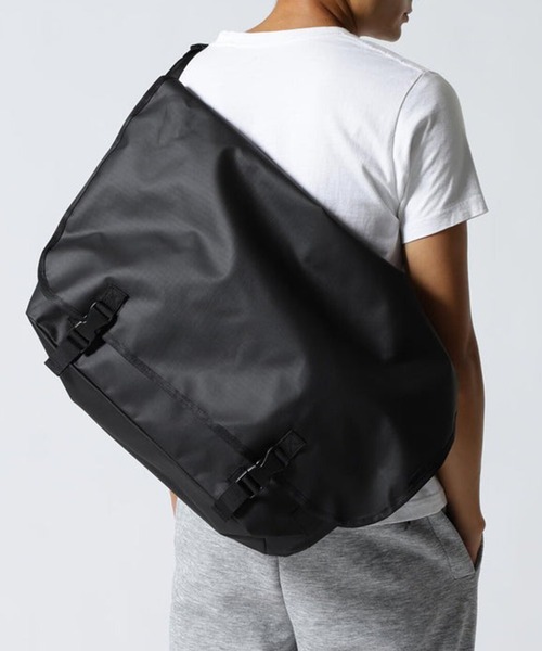 PACKING(パッキング)の「【PACKING】PA-055 MAT RIP MESSENGER BAG AW(メッセンジャーバッグ・メンズ・ブラック・FREE)」の1枚目の写真