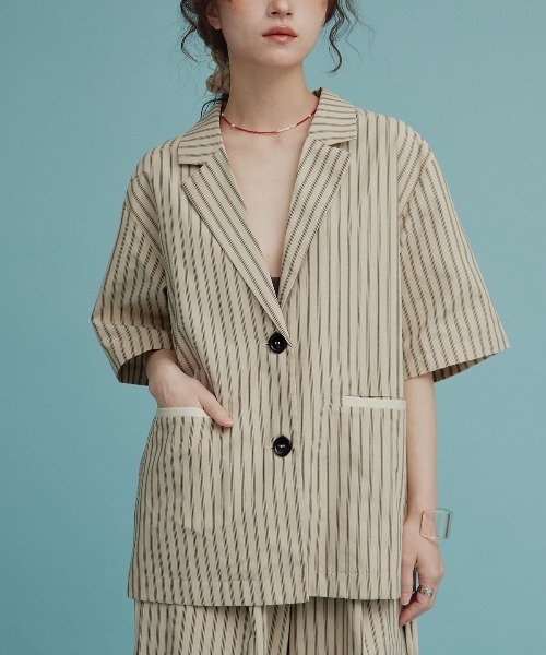 W:Huku(フーク)の「【W:Huku / ブロードストライプ】シングル シャツ ジャケット / 半袖 ハーフスリーブ / Broad Stripe Single-Breasted Shirt Jacket(テーラードジャケット・レディース・ブラウン/ブラック/ブルー/ベージュ・FREE)」の3枚目の写真