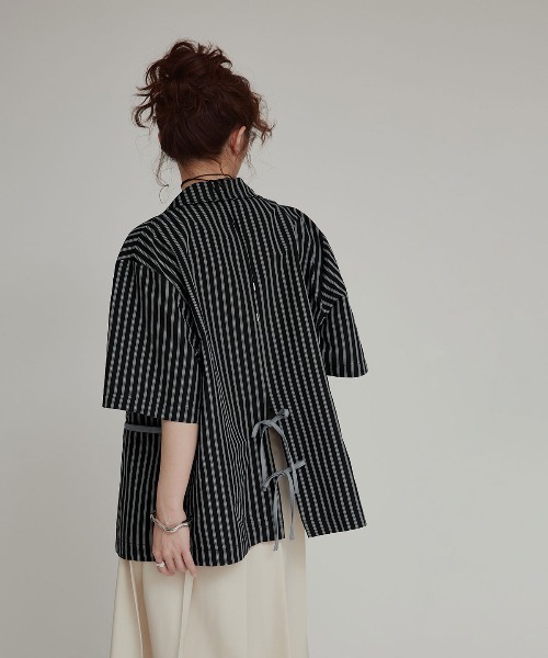 W:Huku(フーク)の「【W:Huku / ブロードストライプ】シングル シャツ ジャケット / 半袖 ハーフスリーブ / Broad Stripe Single-Breasted Shirt Jacket(テーラードジャケット・レディース・ブラウン/ブラック/ブルー/ベージュ・FREE)」の14枚目の写真