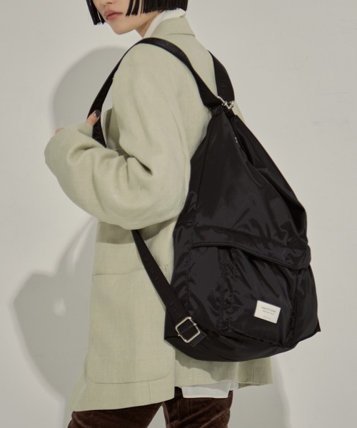 beautiful people（ビューティフルピープル）の「【beautiful people/ビューティフルピープル】《STUDIOUS別注》《新型》3WAYナイロンショルダーバッグ（ショルダーバッグ・レディース・ブラック・FREE）」の8枚目の写真