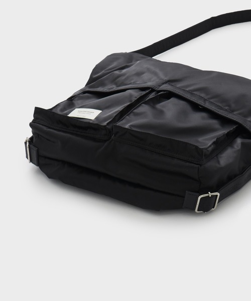 beautiful people（ビューティフルピープル）の「【beautiful people/ビューティフルピープル】《STUDIOUS別注》《新型》3WAYナイロンショルダーバッグ（ショルダーバッグ・レディース・ブラック・FREE）」の18枚目の写真