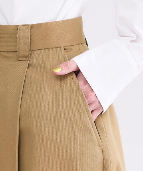 OPAQUE.CLIP(オペークドットクリップ)の「バレルレッグチノパンツ【洗濯機OK】(その他パンツ・レディース・オフホワイト/ベージュ・40/38/42)」の6枚目の写真