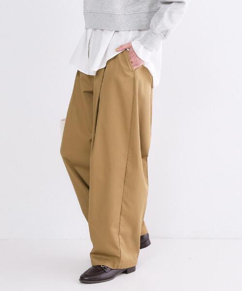 OPAQUE.CLIP(オペークドットクリップ)の「バレルレッグチノパンツ【洗濯機OK】(その他パンツ・レディース・オフホワイト/ベージュ・40/38/42)」の8枚目の写真