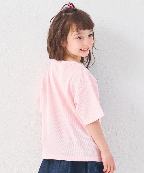 pairmanon(ペアマノン)の「【さらっとワッフル】ユニセックス 配色ロゴ 半袖Tシャツ(Tシャツ/カットソー・キッズ・ライトイエロー/ピンク/ホワイト・90/100/110/120/130/140/150)」の12枚目の写真