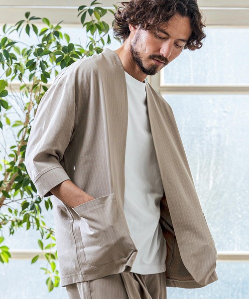 Magine（マージン）の「mj11379- Pinstripe TR Stretch Lapel Less Relax Fit Seven Sleeve Jacket 7分袖ラペルレスジャケット(MGN-261-006)（ノーカラージャケット・メンズ・ブラック/グレイッシュベージュ/ミックスグレー・48/46/44）」の11枚目の写真